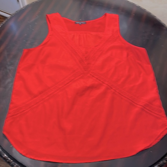 Get summer ready with this gorgeous XL red top. - Picture 2 of 3